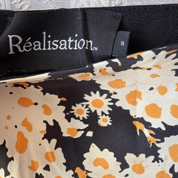 Realisation Women's Black and Yellow Daisy Silk Skirt - Picture 5 of 7